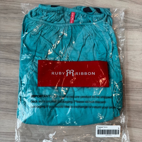 Ruby Ribbon Trapeze Tunic - Picture 6 of 7